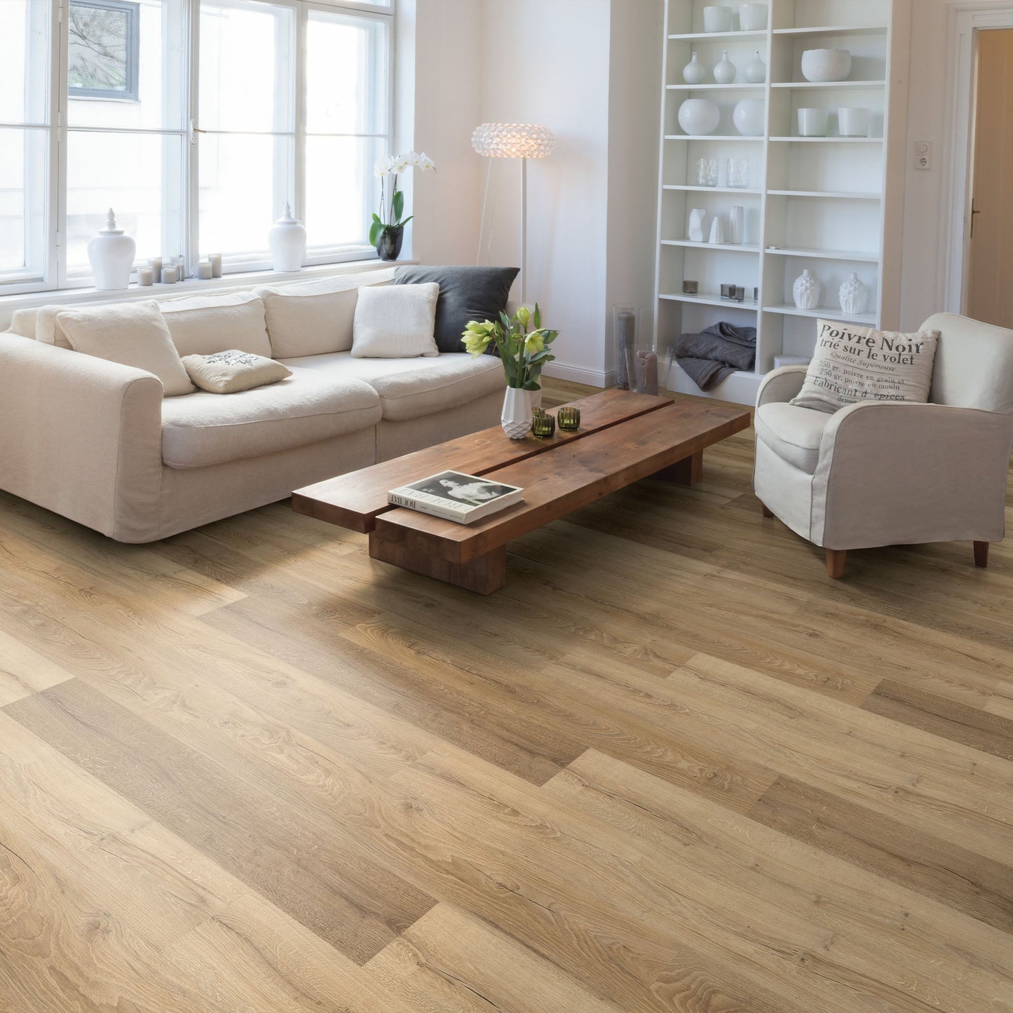 Pureland Oak - Wood Essence Water Resistant 8mm Laminate Sample